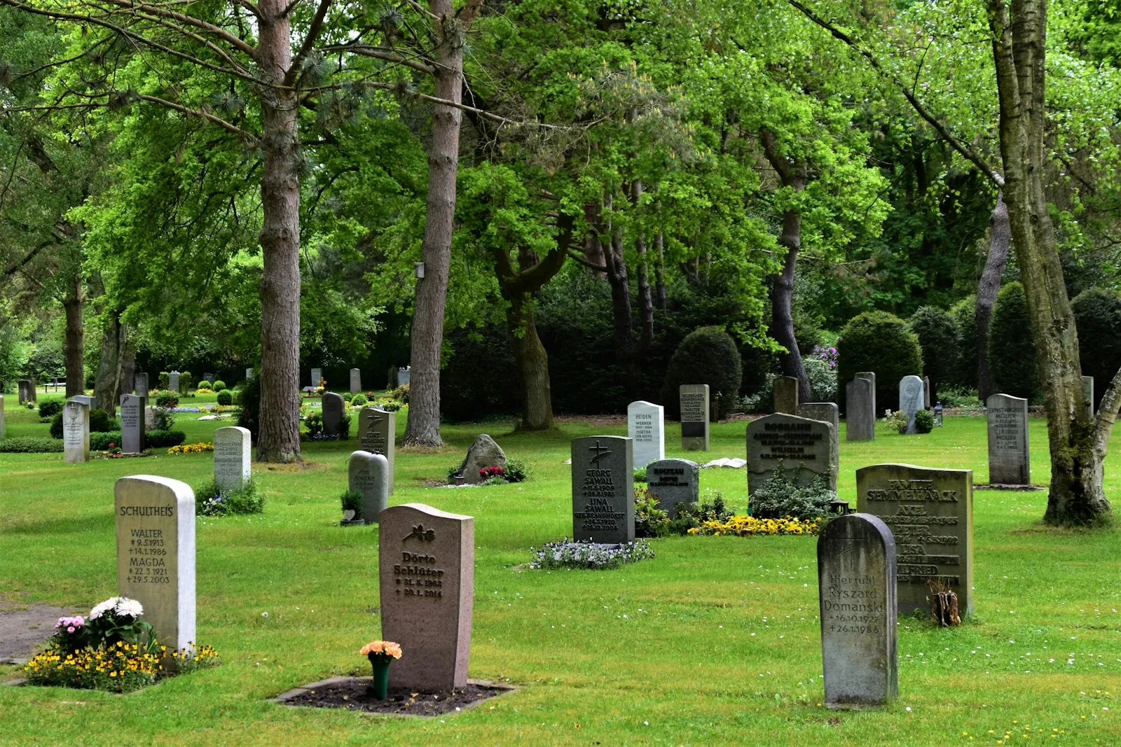 Illustration : cimetière